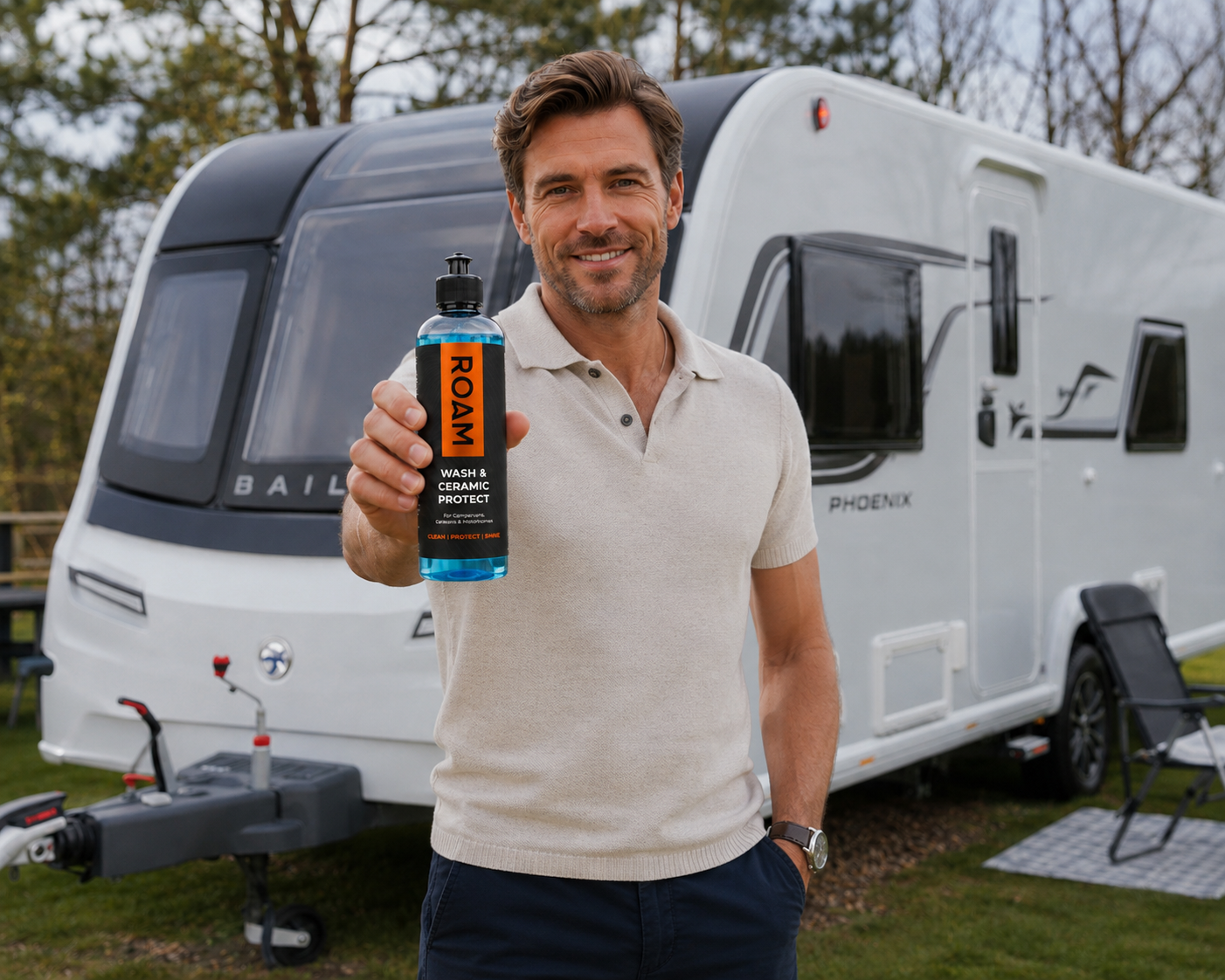 ROAM Wash & Ceramic Protect Shampoo — 500ml | SiO₂-Infused 2-in-1 Shampoo for Campervans, Caravans & Motorhomes